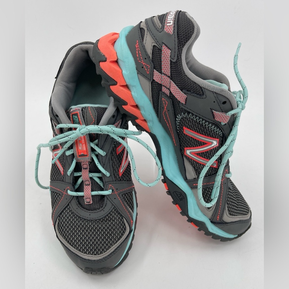 New Balance‎ Womens Coral Gray 570 All Terrain Trail Running Shoes Size US 8.5